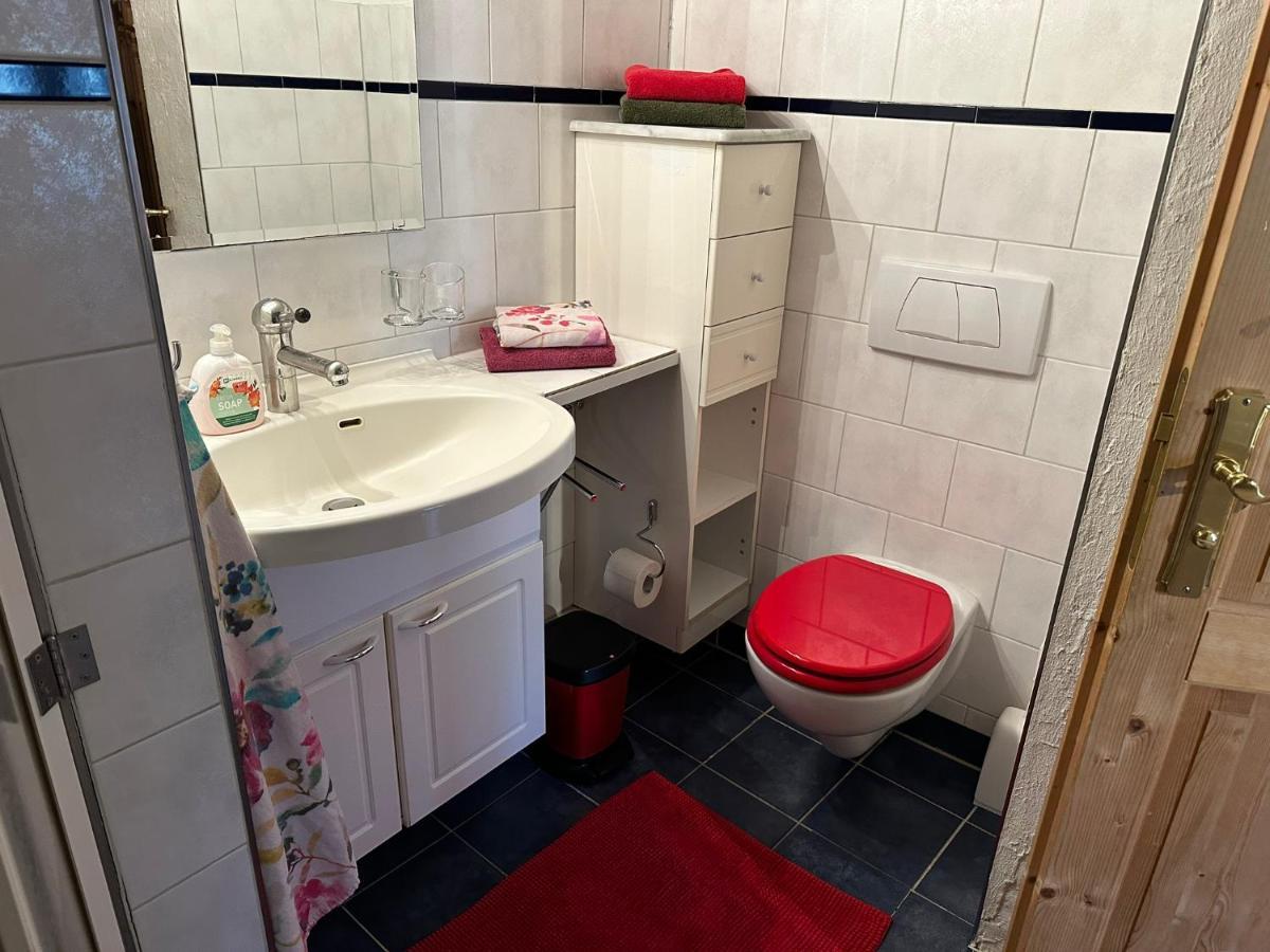 Uetendorf Apartments Saba & Jona מראה חיצוני תמונה