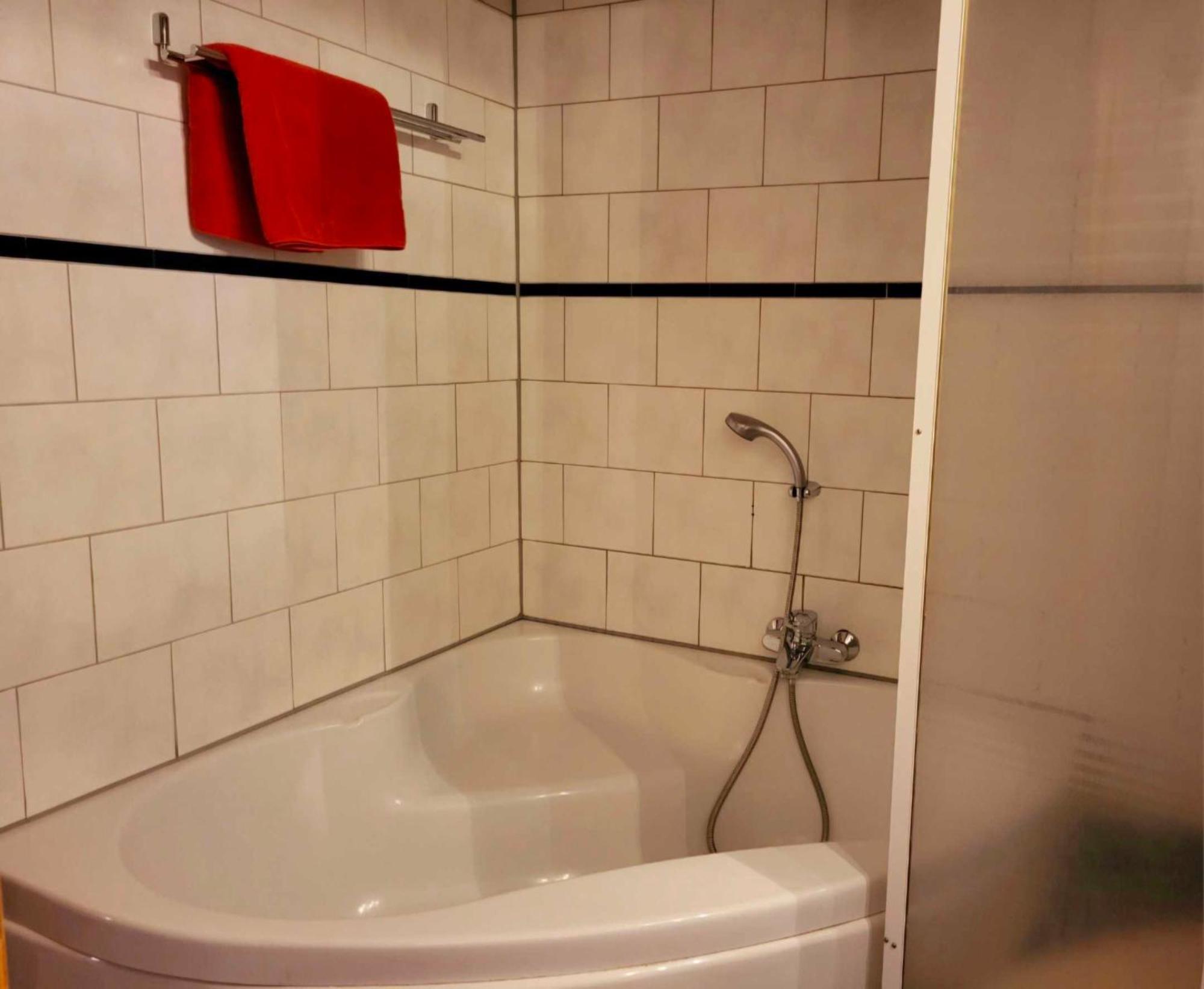 Uetendorf Apartments Saba & Jona מראה חיצוני תמונה